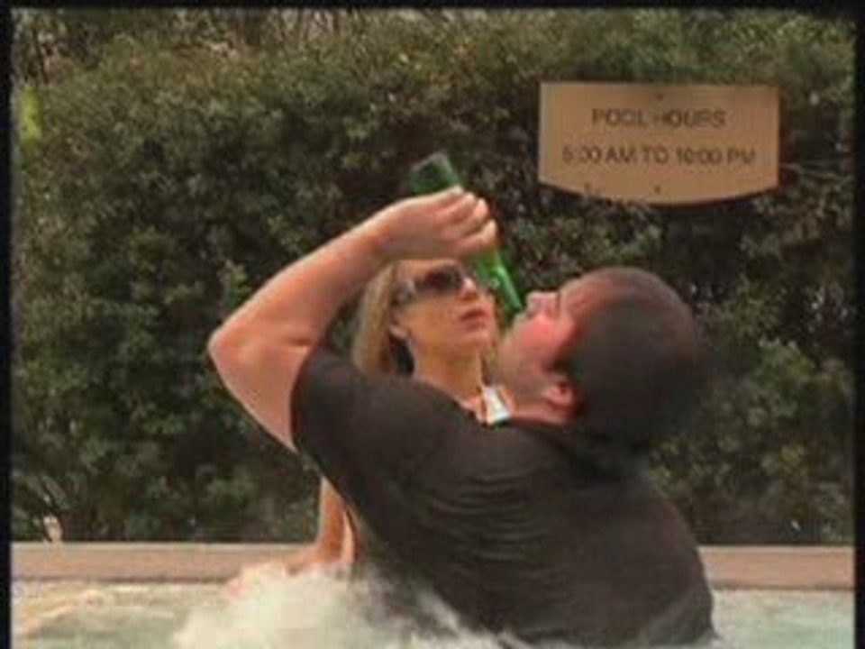 Carlsberg presents : Jacuzzi fun Time