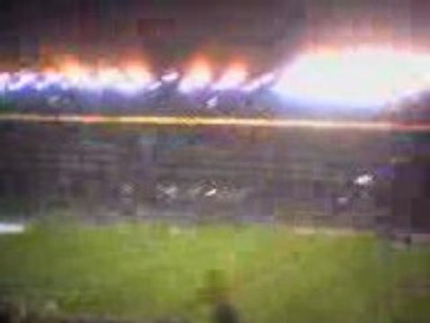 AUX ARMES AU VELODROME