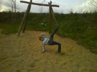 Lulu qui se pète les couille MDR