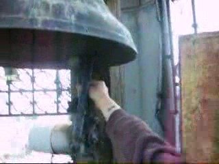 WAPO AOC VIDEO CLOCHES