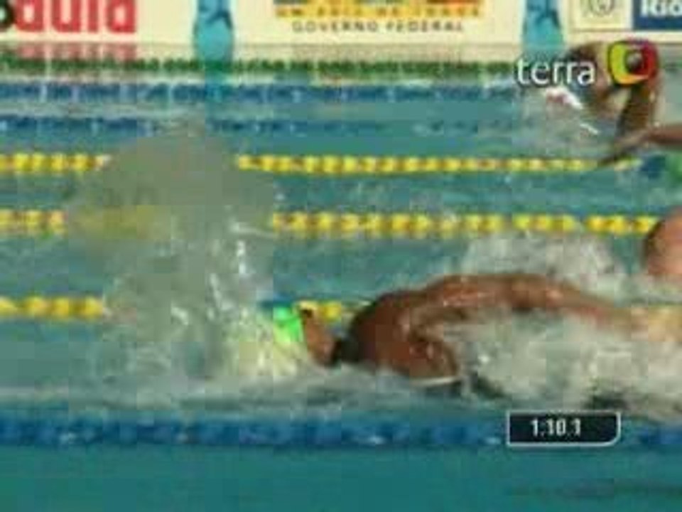 Natación Masc Owen, de EEUU, es oro en 200m