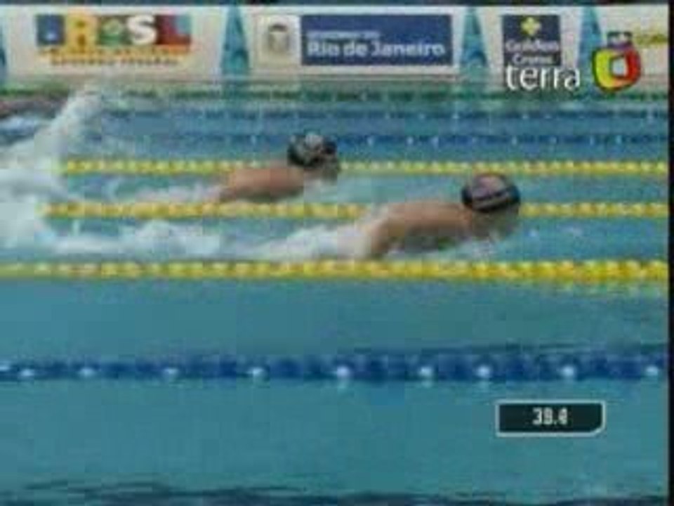 Natación Fem K. Hersey es oro con récord