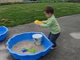 noa et son bac a sable