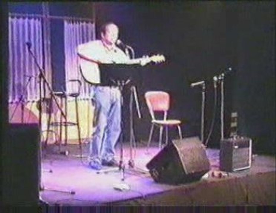 2000 voix d'ardenne  Bruno Pia Chante Le tango des mamies