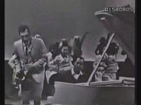 Neil Sedaka - I Go Ape