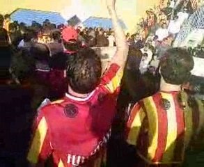 L ' EMKACHKHINES  FI  rades