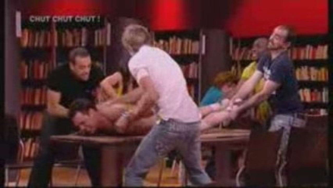 La Bande à FIFI Chut Chut Chut ! Le paillasson W9