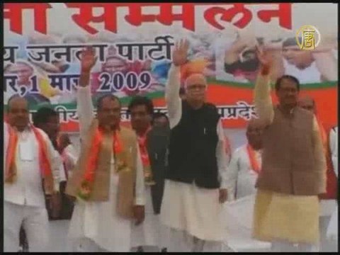 Борьба за голоса в Индии продолжается