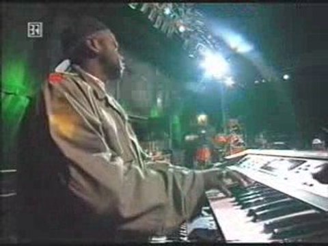 Ziggy Marley & The Melody Makers beautiful day live