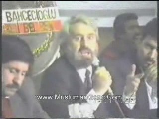 Hasan Mezarcı: Kemalistler Kadına Değer Vermiyor.