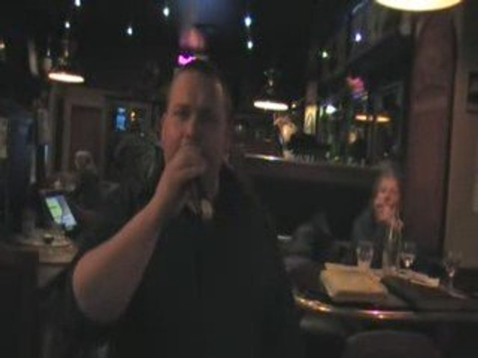 SYLVAIN chante " Peter Gabriel sledgehammer"