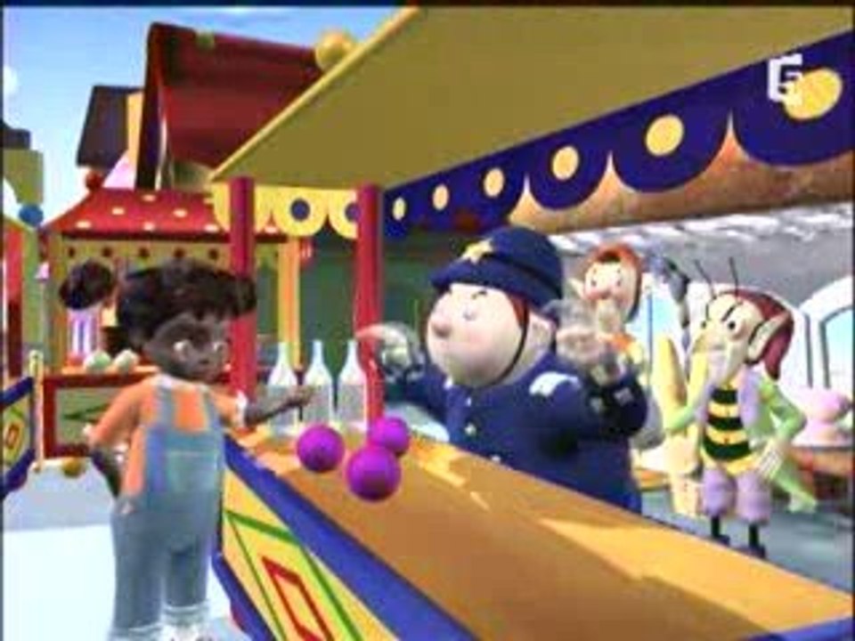 Oui-Oui et Les Assiettes Cassées