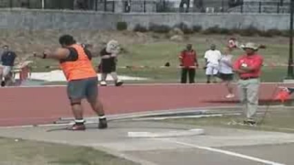 Athlé Reese Hoffa 1ère compétition 2009 20m86