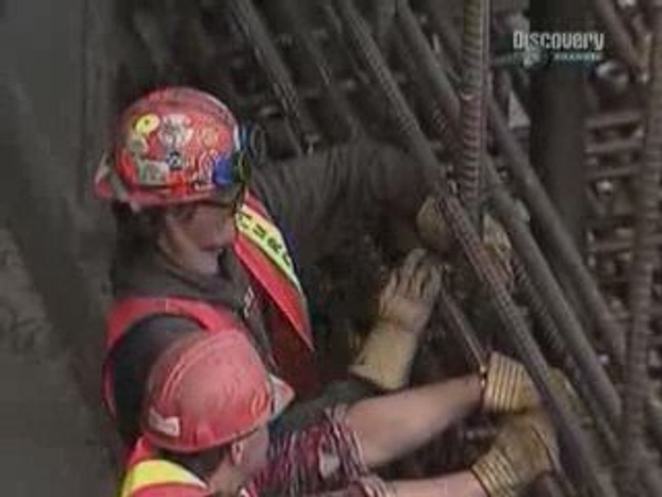 Superstructures La plus grande plateforme pétrolière part01