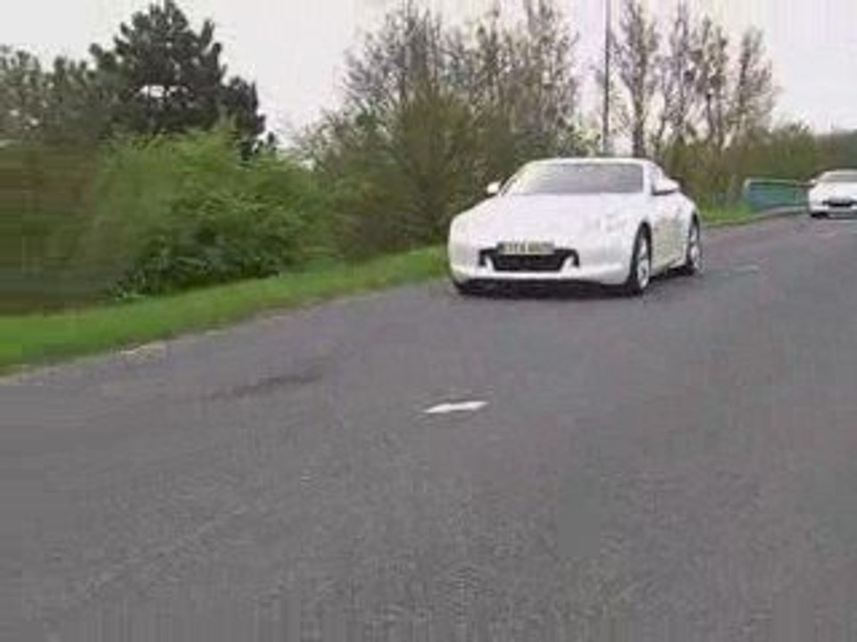 Nissan-370z