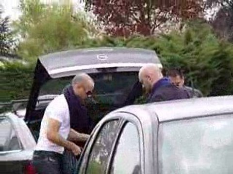 Emmanuel Moire arrivée studios Radio Scoop 15.04.09