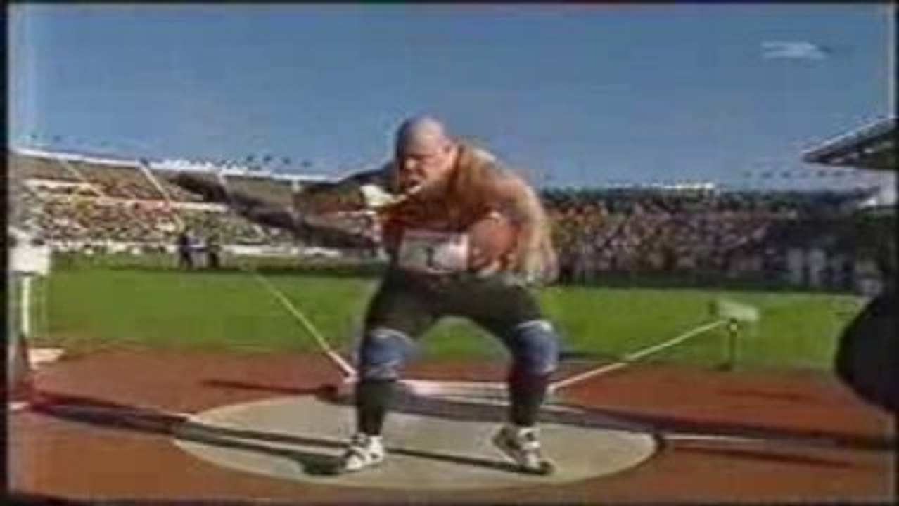 Athlé lancer poids lanceur finlandais Mika Halvari - 21.42M