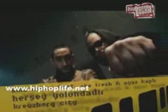 Killa Hakan feat. Eko Fresh & Ayaz Kaplı - Herşey Yolundadır [Music Turk]