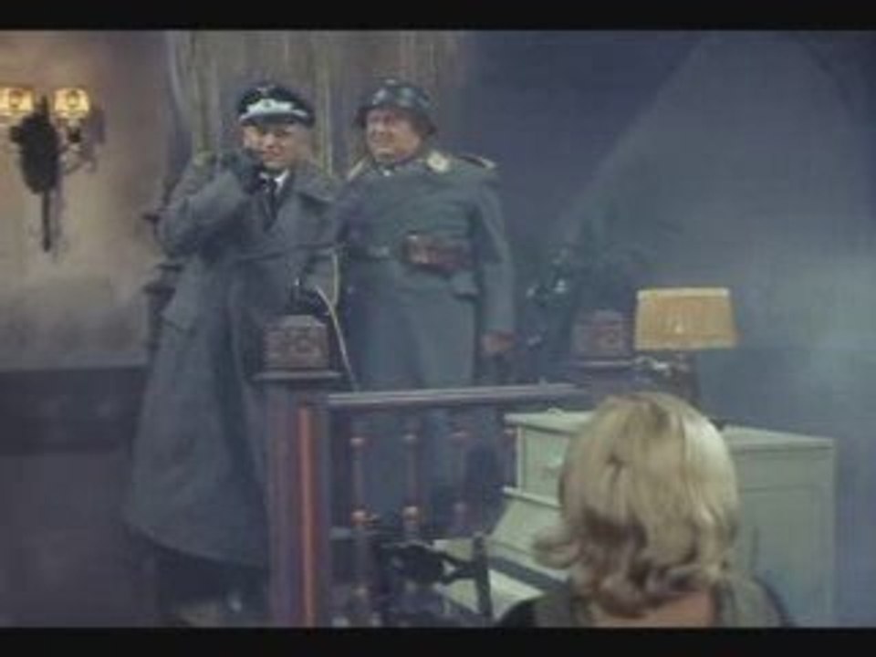 Oberst Klink in Paris