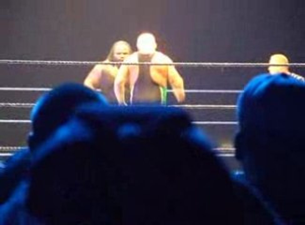 Mark Henry vs Finlay Strasbourg 2009