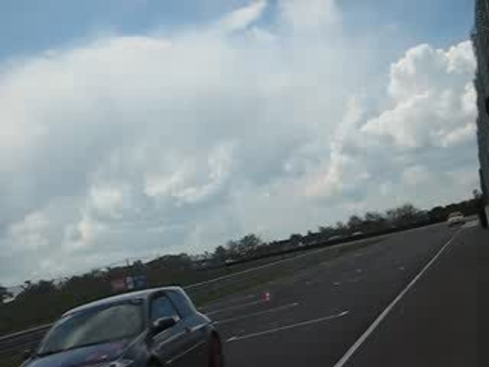 Videos le Vigean le 17 04 2009 019