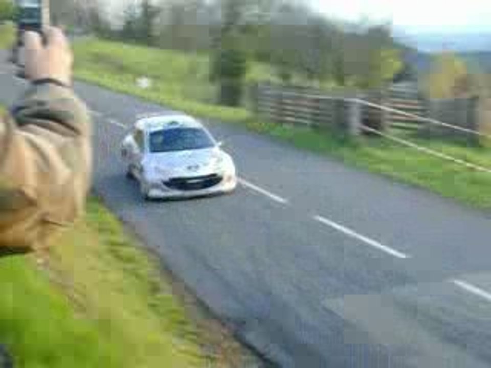 rally lyon charbonnieres 2009 ( es 10 mardore )