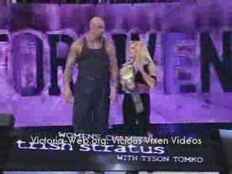 WWE Victoria Vs Trish Stratus Unforgiven 2004