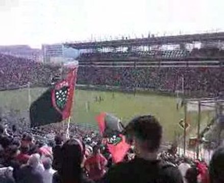 Le Pilou Pilou au stade Vélodrome - RCT / ST