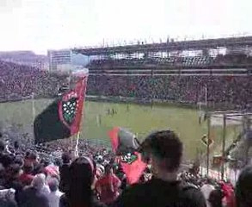 Le Pilou Pilou au stade Vélodrome - RCT / ST