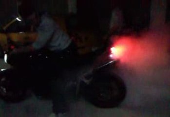 Seb, son FZ1 et les Stries