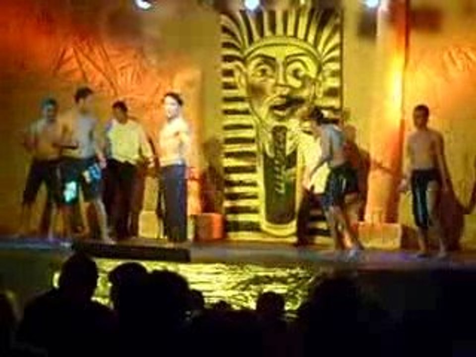 Marmara spectacle 2009 tous les hommes par Julien