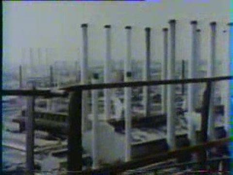 L'histoire secrète du pétrole E7/8 P3/3