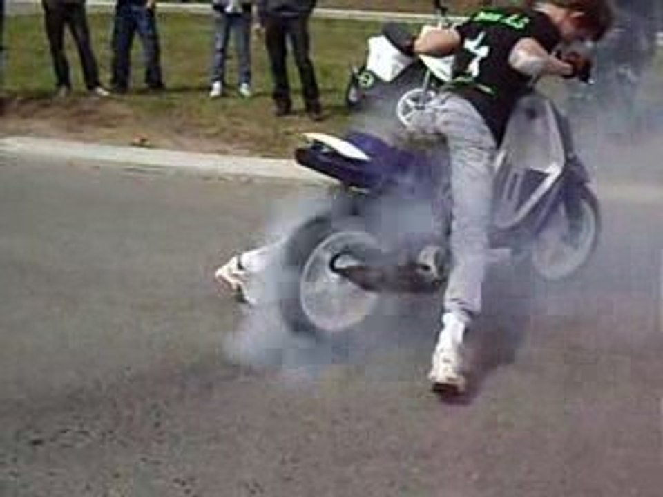 COCONUT'S EN BURN !!