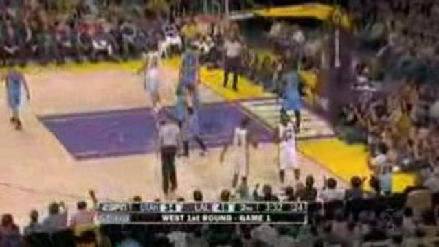 NBA Kobe Bryant throws up the circus shot and gets it to go
