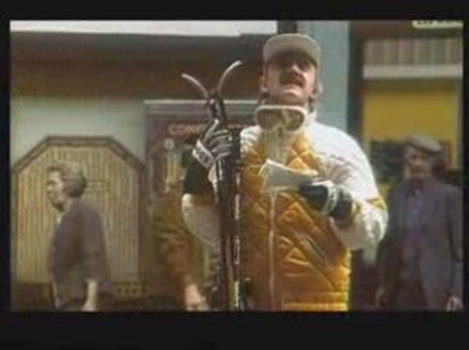 Les Bronzés font du ski.   bande-annonce