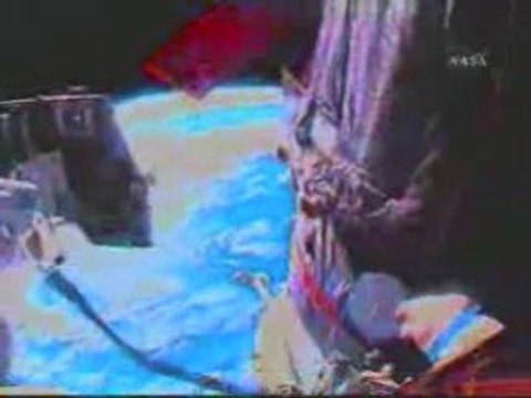 International Space Station Hoax : Space Walks in Water Pool
