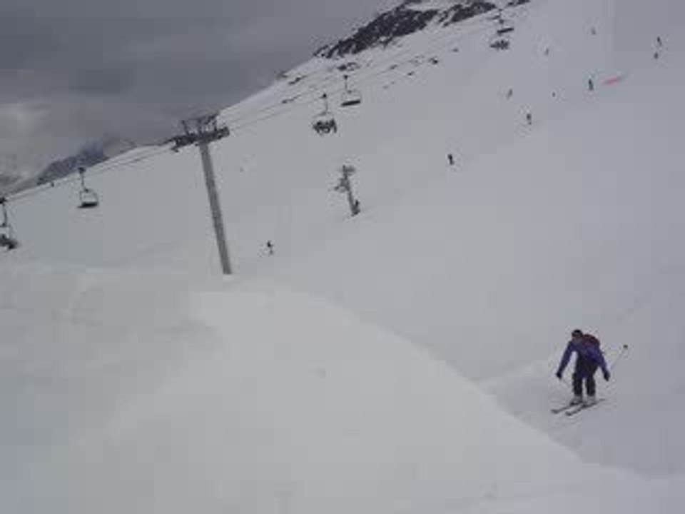 MOV02320
