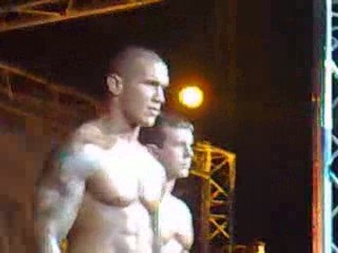 Smackdown Strasbourg 17/o4/o9 : Arrivée The Legacy