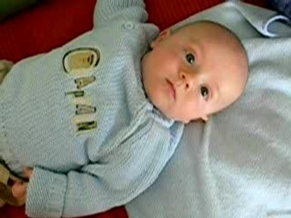 Lucas discute