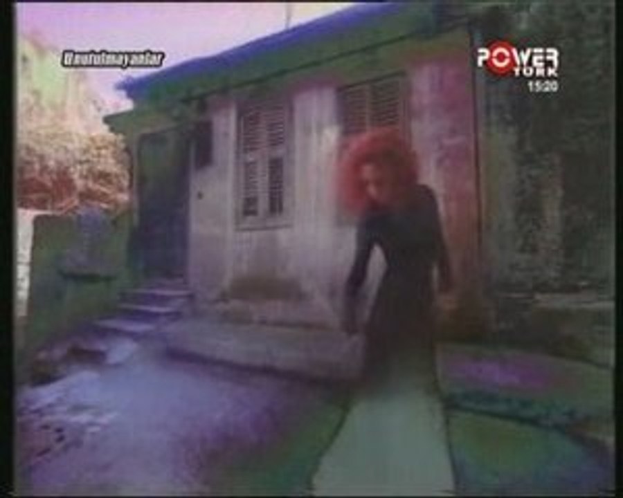 Sertap Erener- Sevdam Ağlıyor