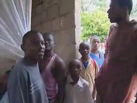 Drapeau rouge sur le continent noir 1/3