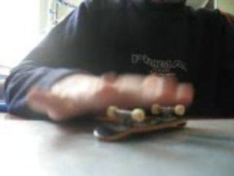 coment réussir le ollie en tech deck