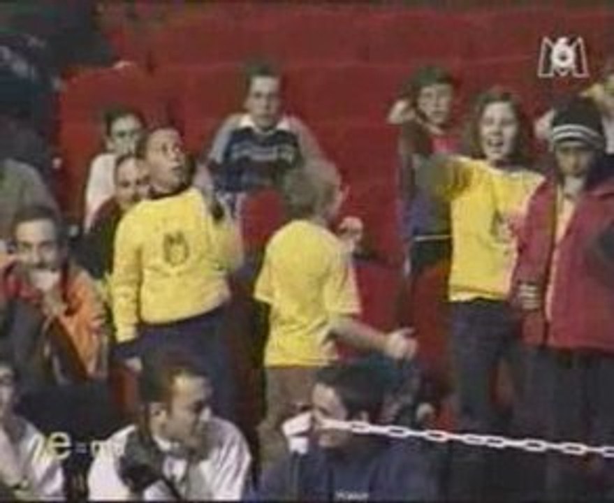 Trophées de robotique E=M6 1999 l'attaque des chateaux forts