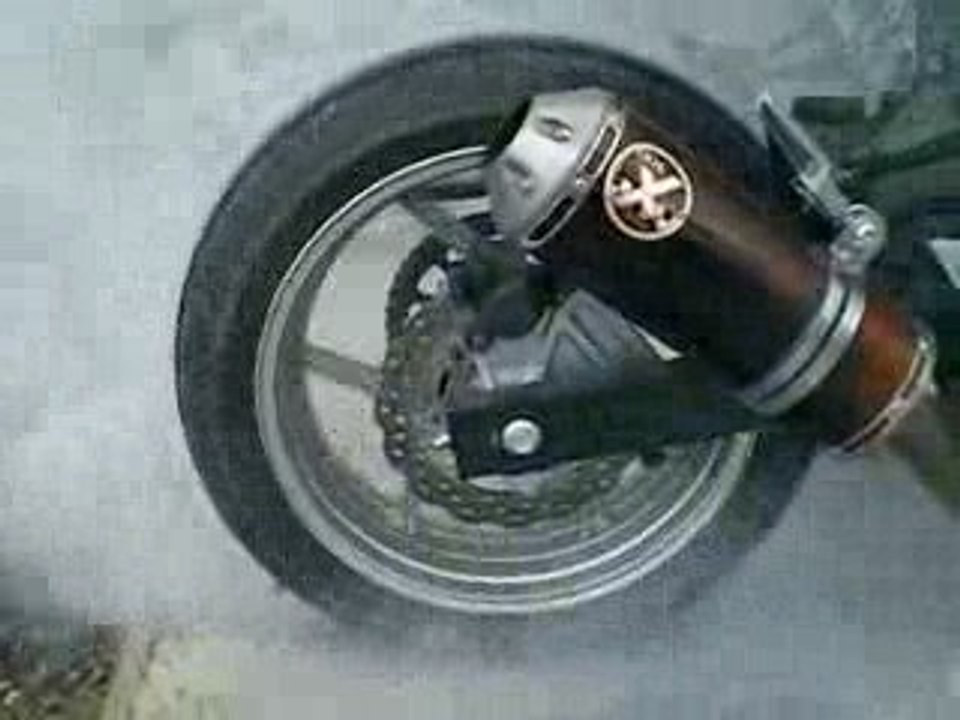 24h moto 2009 1er pneu