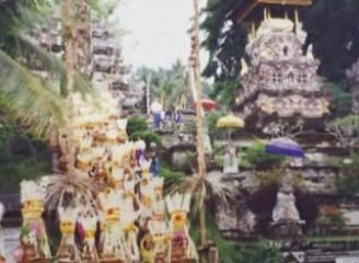 Bali (19) les Puras de l'île de Beauté