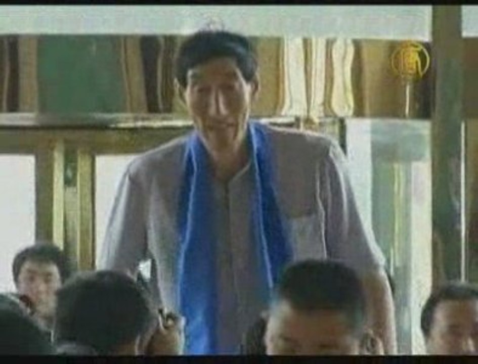 Chinas Tallest Man Hopeful