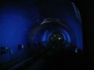 tunnel touristique du Bund à Shanghai