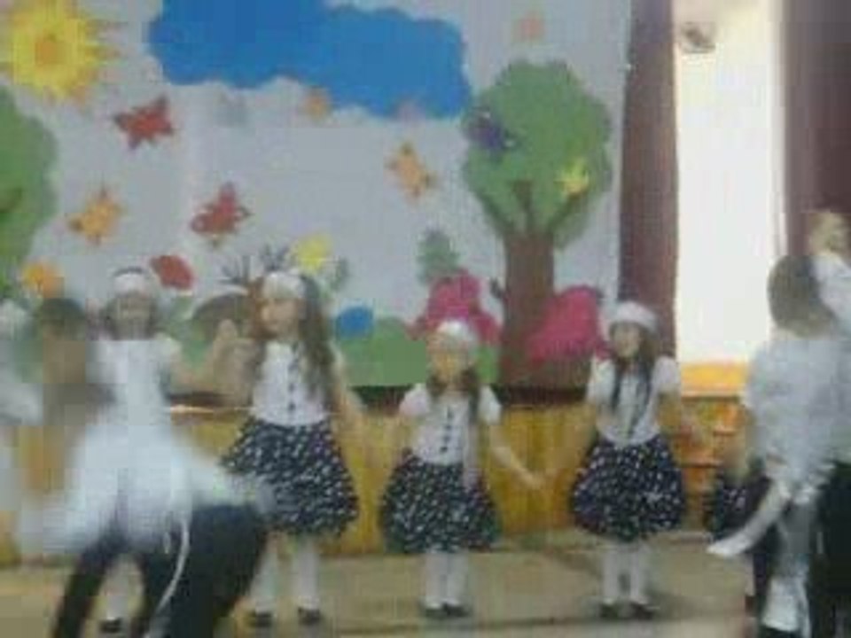 ŞEHİT KOMANDO ER FATİH ÖZCAN İLKÖĞRETİM OKULU 23 NİSAN 2009