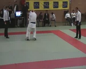Tai otoshi 2