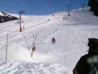 pipo 3ème saut réception 1 pied chaud